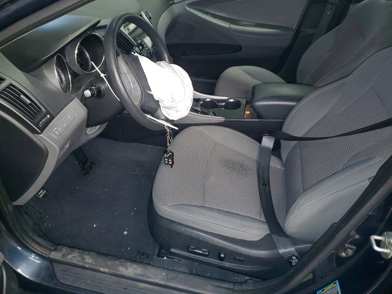 2011 HYUNDAI SONATA GLS photo 7