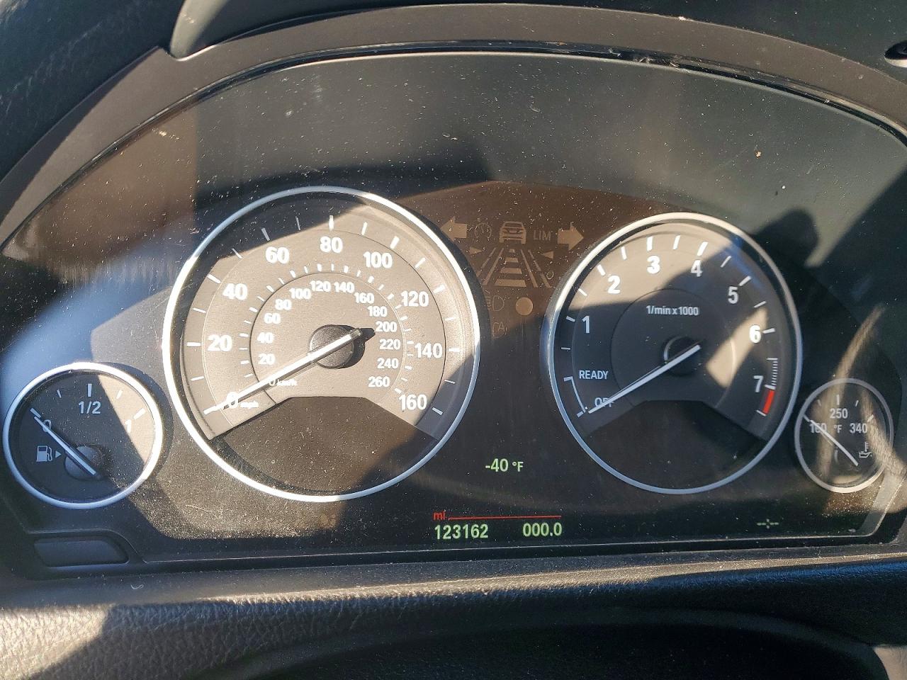 2015 BMW 320 I XDRIVE photo 9