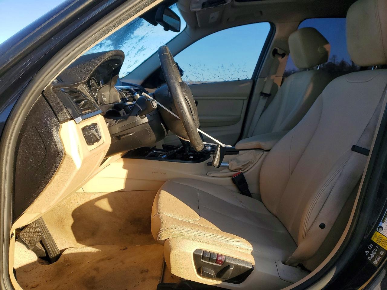 2015 BMW 320 I XDRIVE photo 7