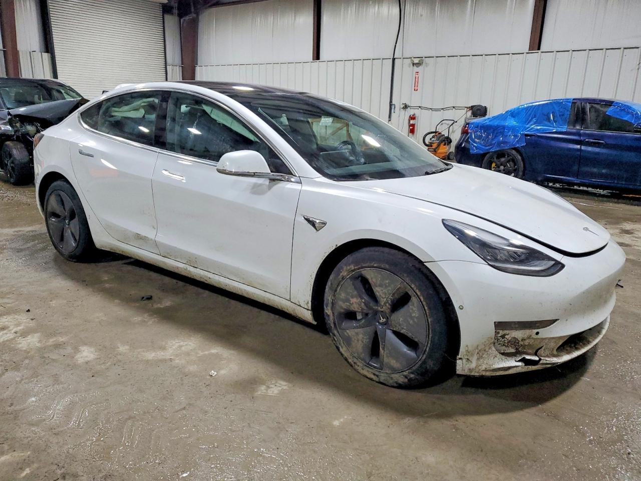 2018 TESLA MODEL 3 photo 4