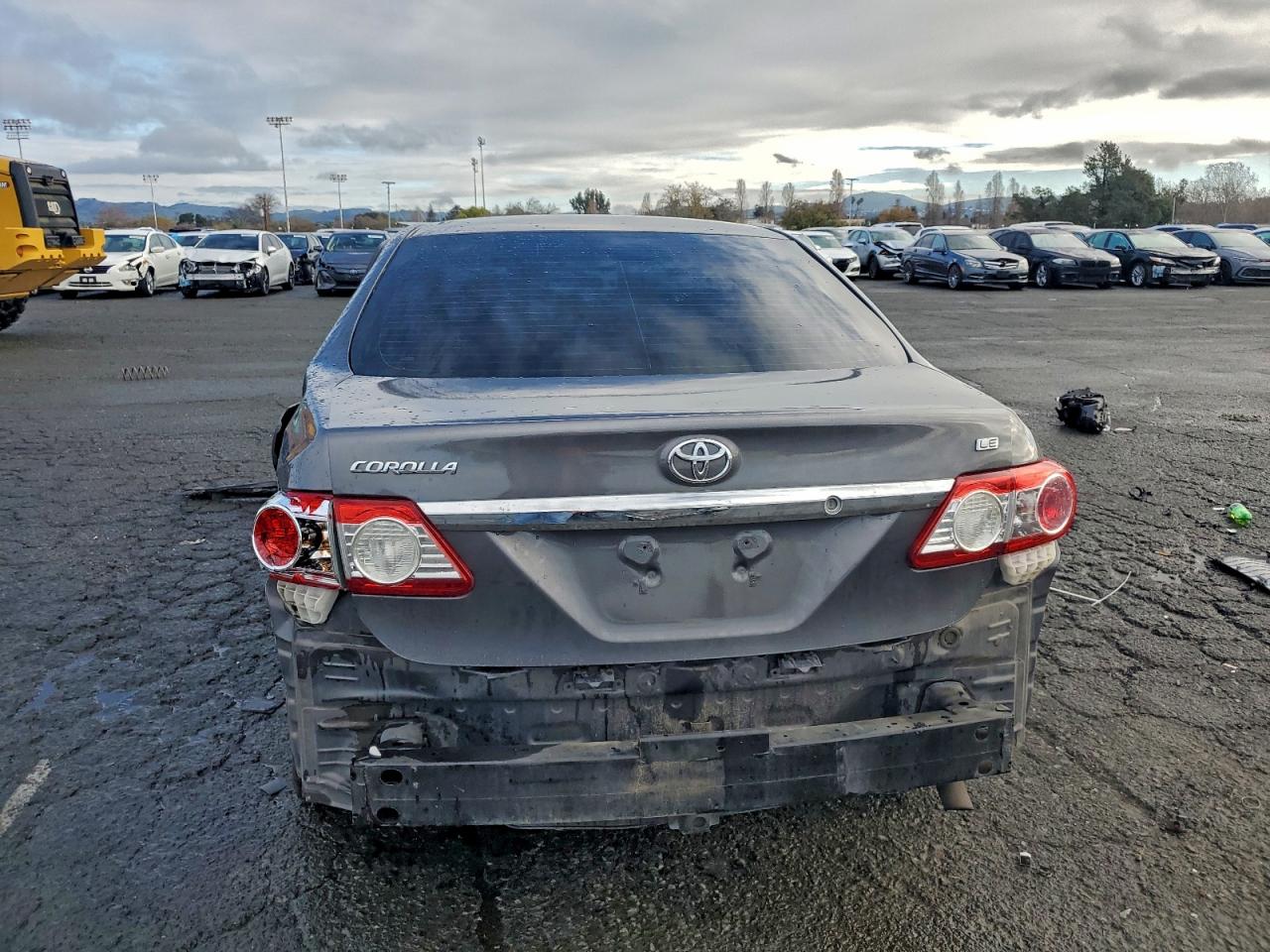 2013 TOYOTA COROLLA BASE photo 6