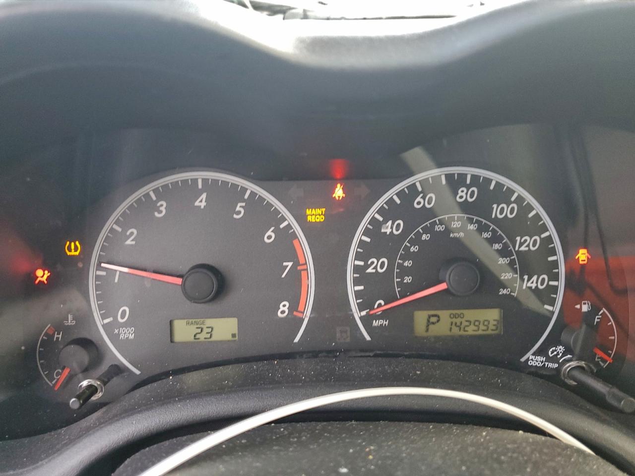2013 TOYOTA COROLLA BASE photo 9