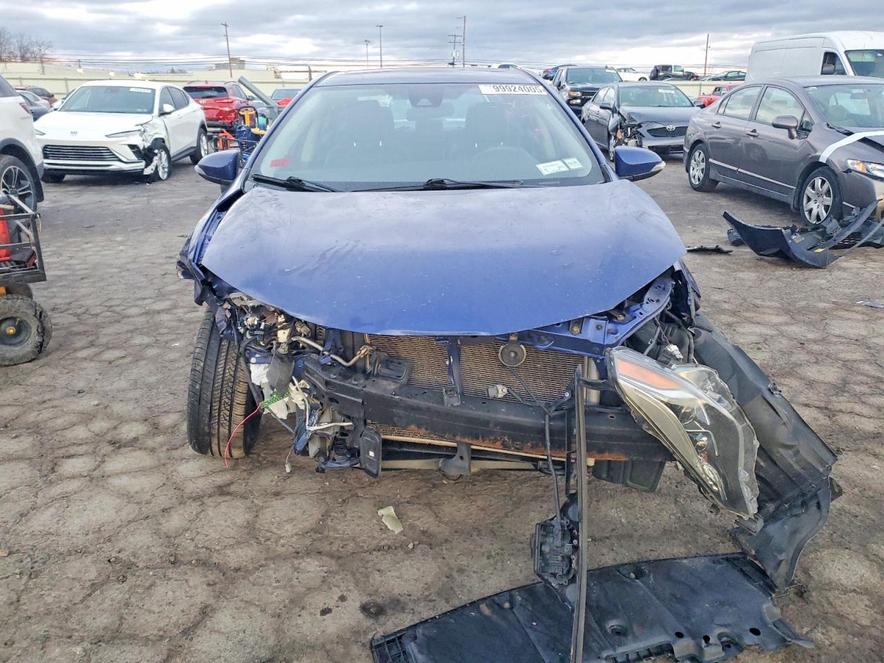 2017 TOYOTA COROLLA L photo 5