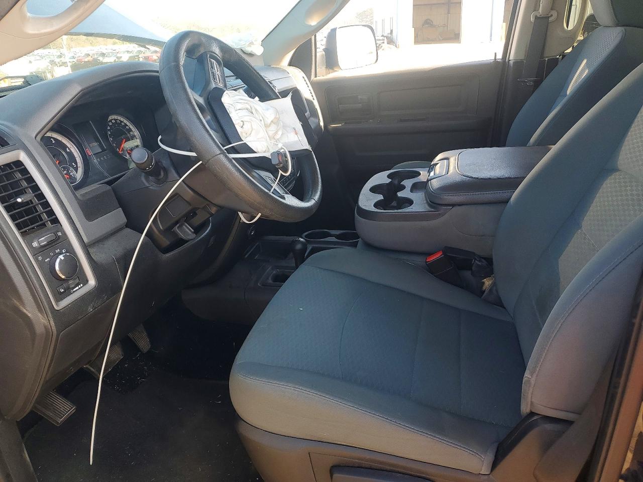 2017 RAM 2500 ST photo 7