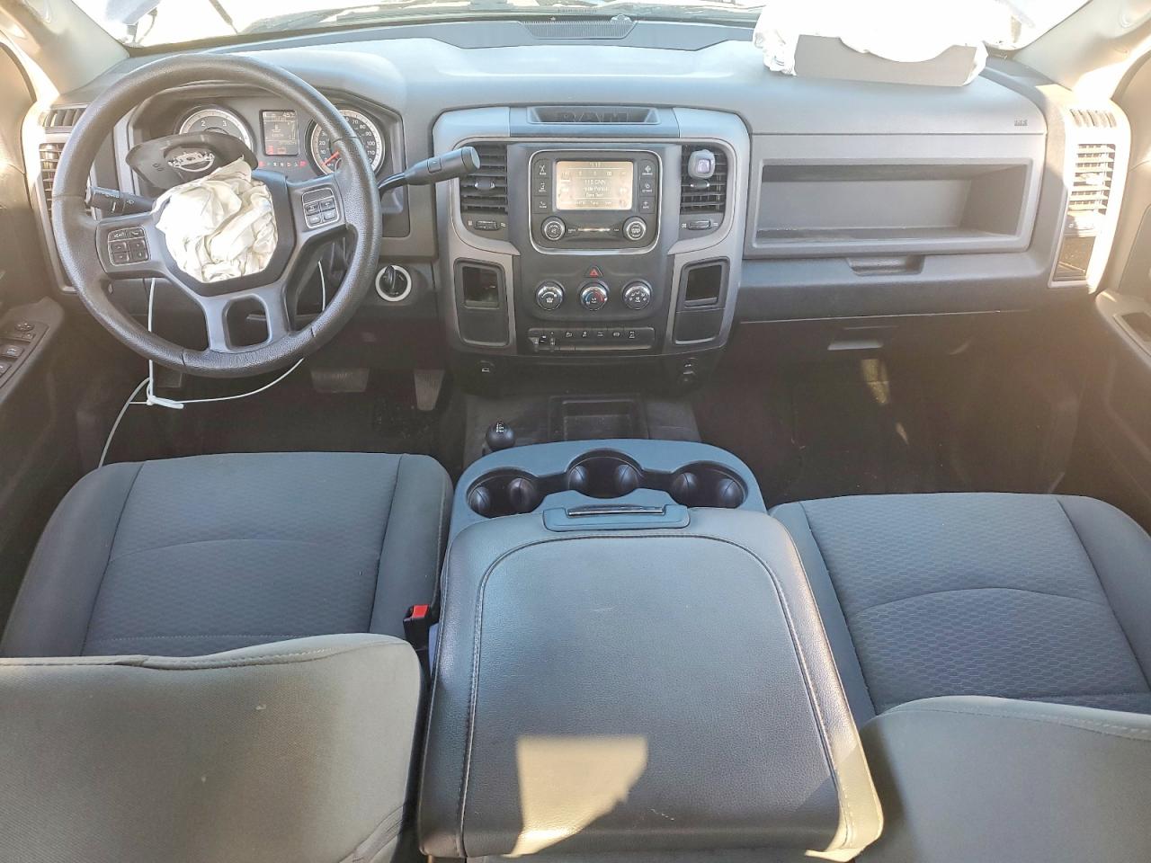2017 RAM 2500 ST photo 8
