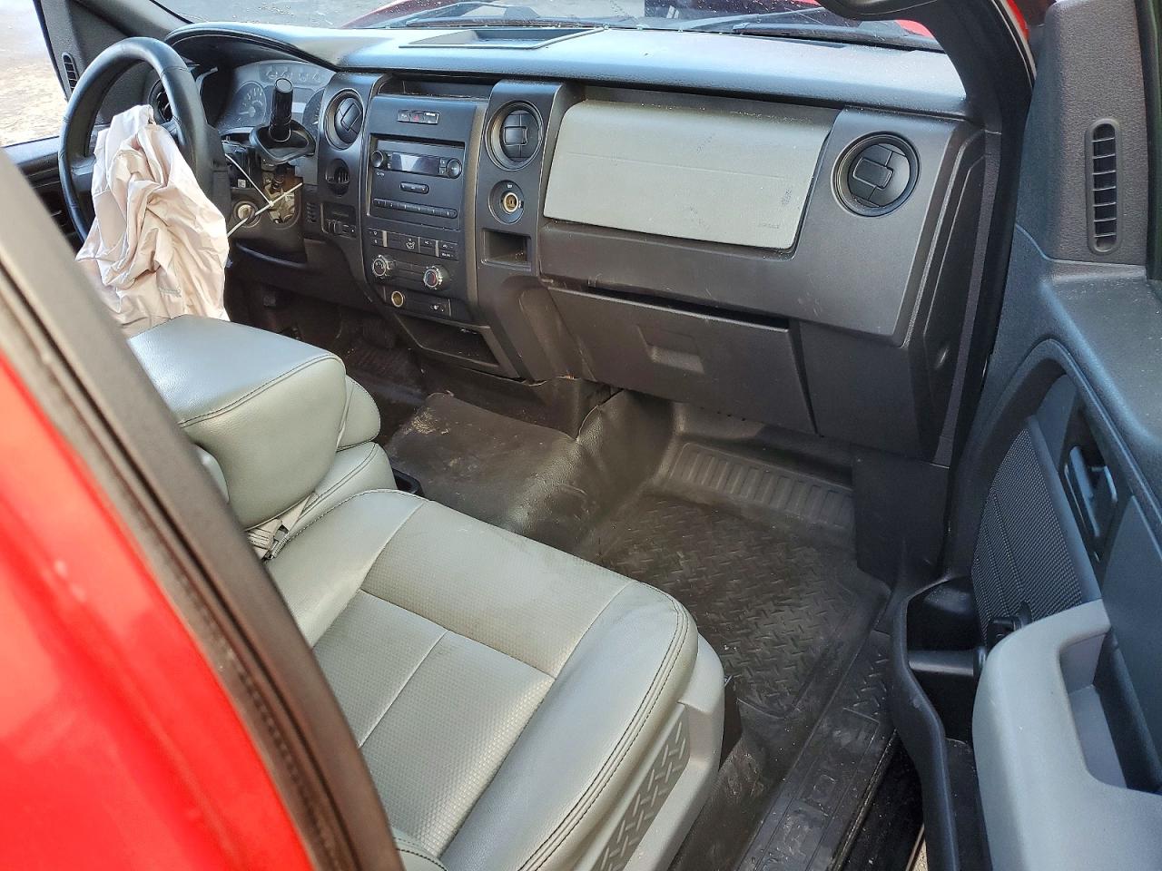 2011 FORD F150 photo 8