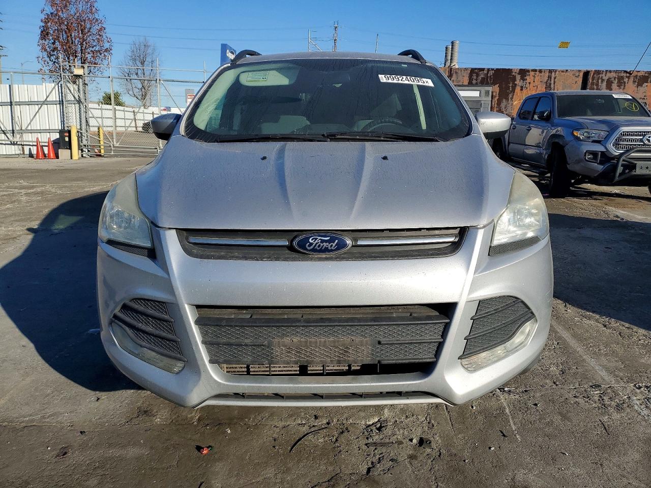 2016 FORD ESCAPE SE photo 5