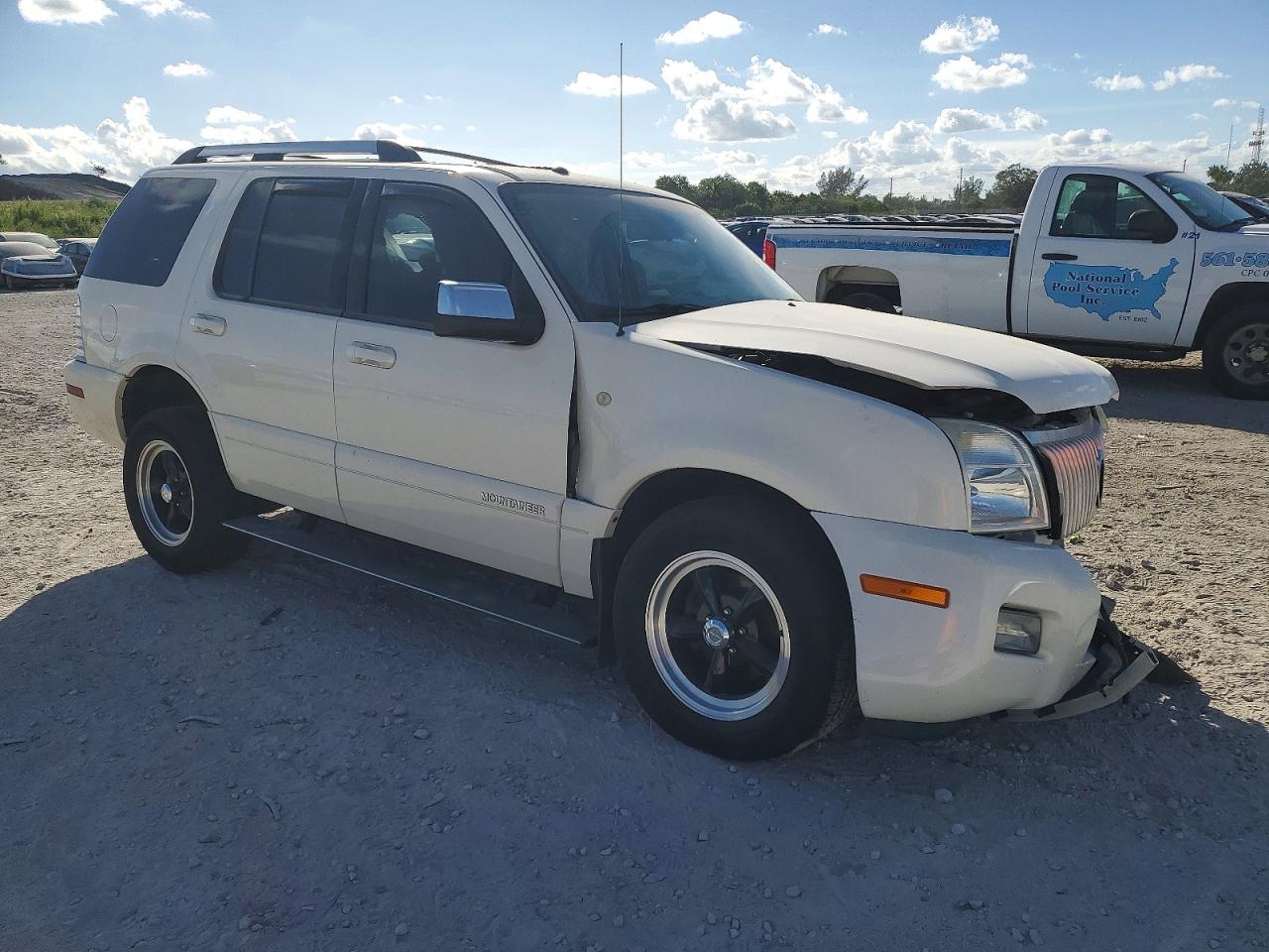 2007 MERCURY MOUNTAINEER PREMIER photo 4