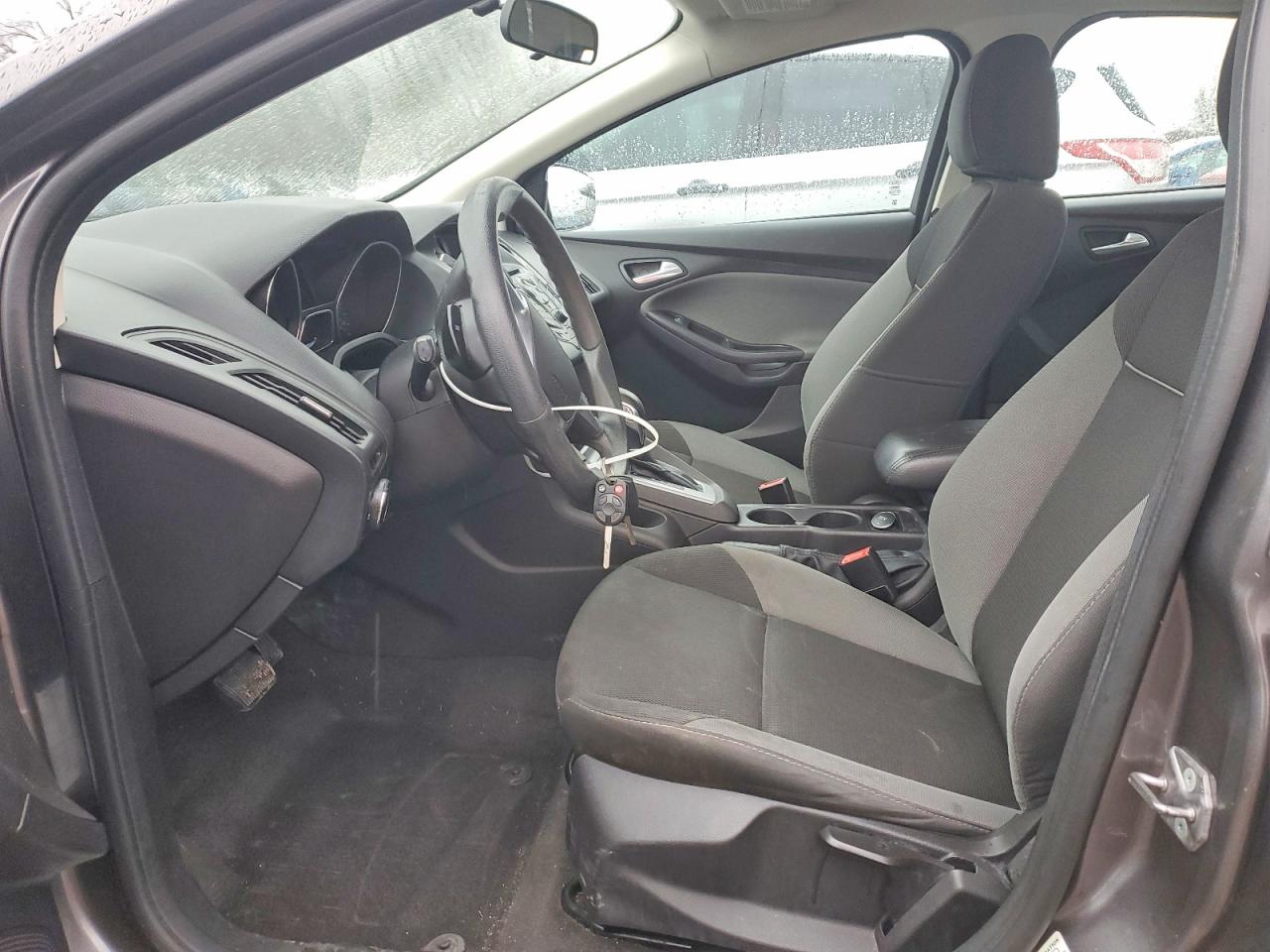 2014 FORD FOCUS SE photo 7
