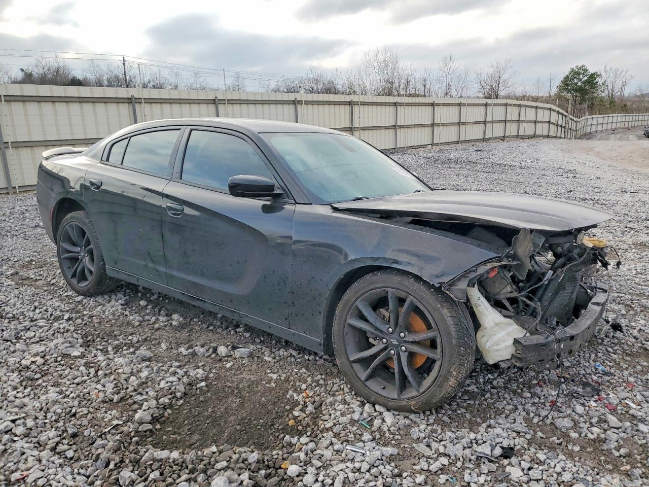 2018 DODGE CHARGER SXT photo 4