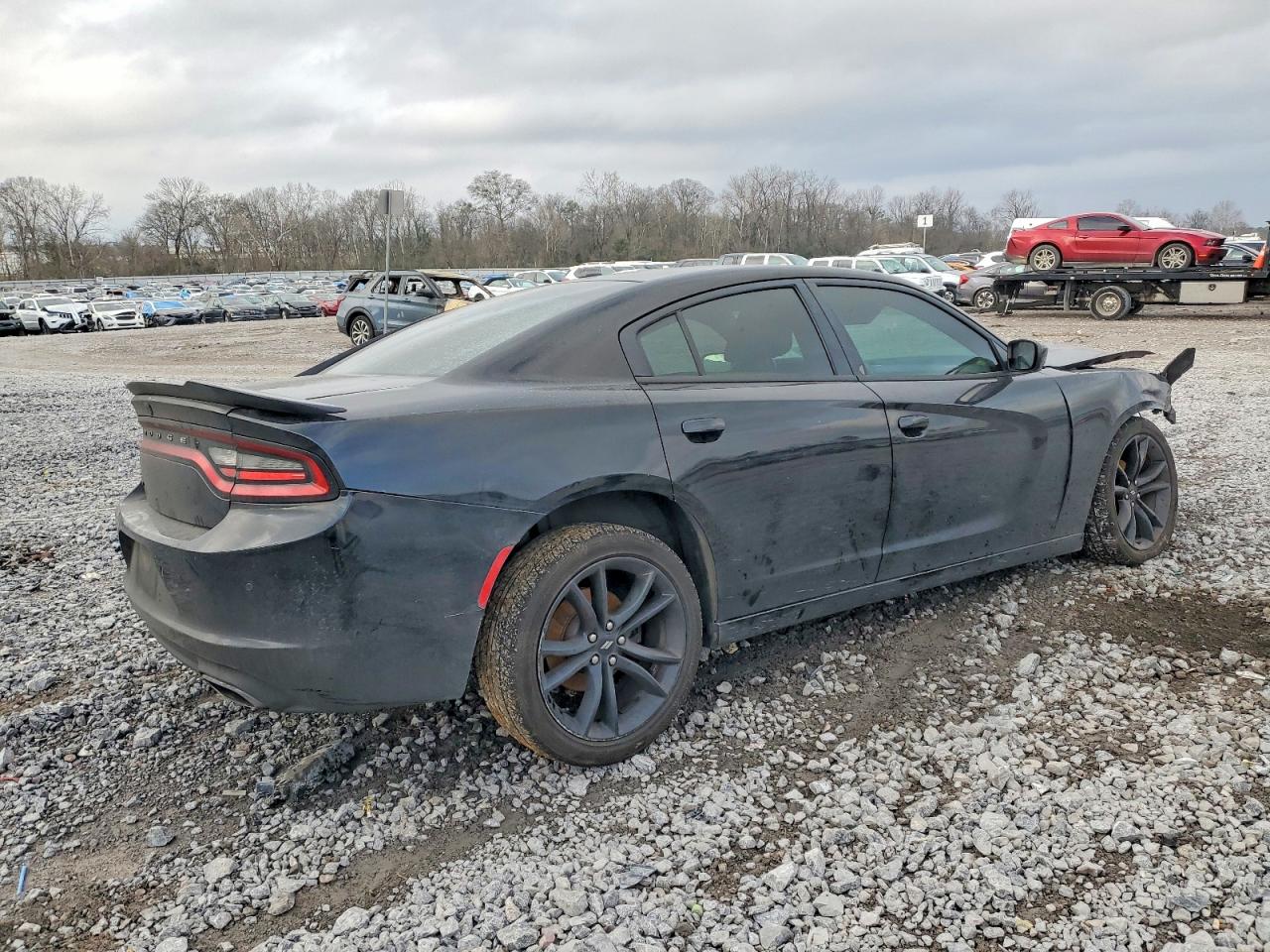 2018 DODGE CHARGER SXT photo 3