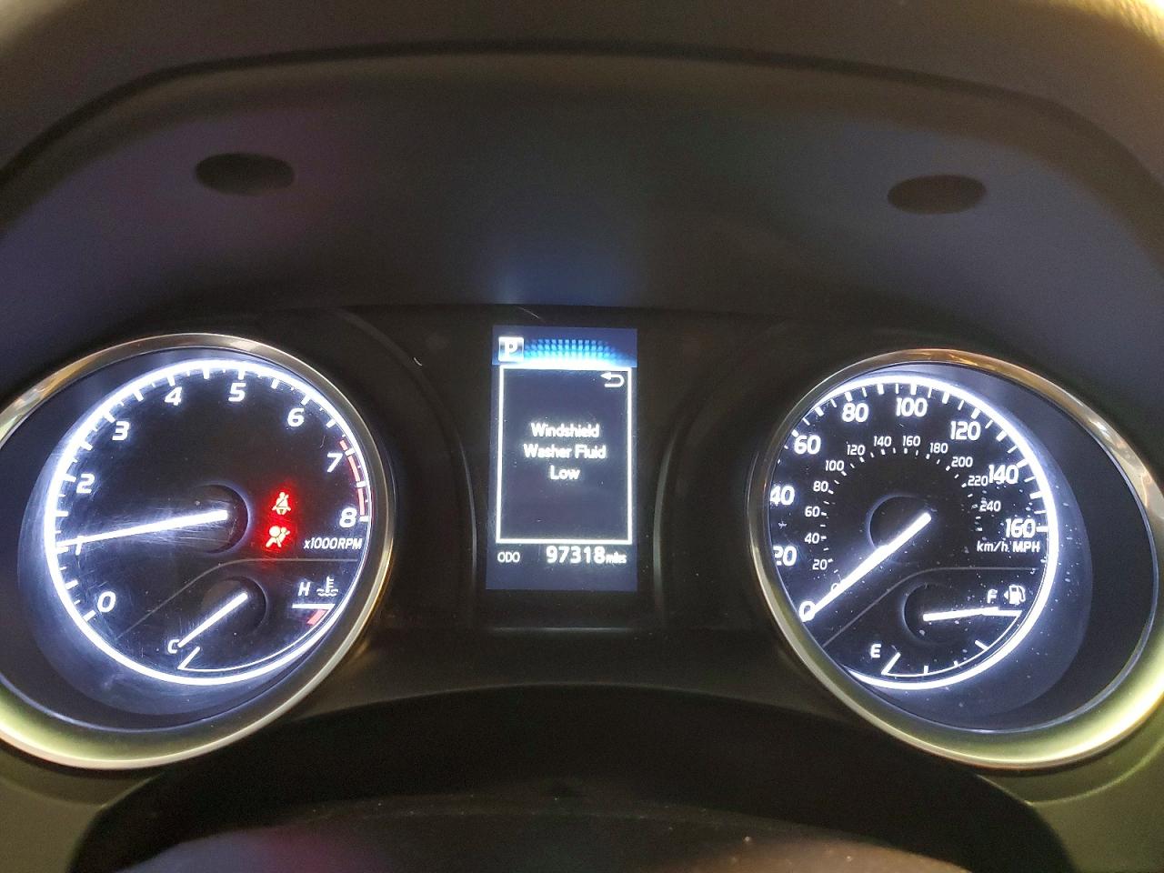 2020 TOYOTA CAMRY SE photo 9