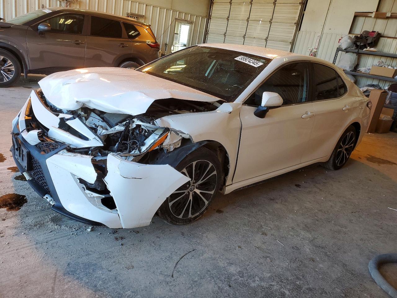 2020 TOYOTA CAMRY