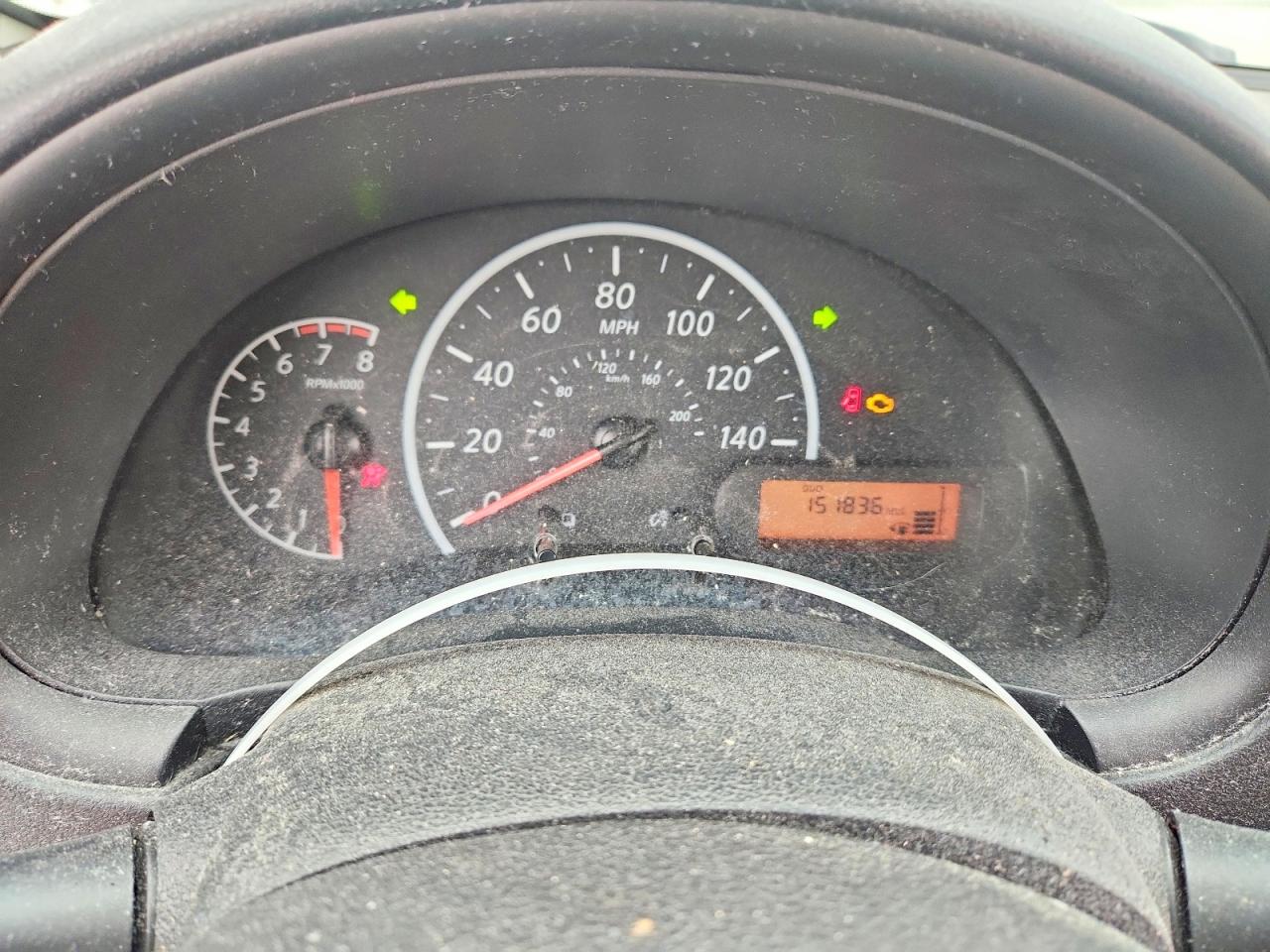 2018 NISSAN VERSA S photo 9