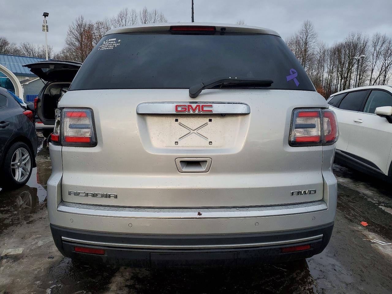 2016 GMC ACADIA SLE photo 6
