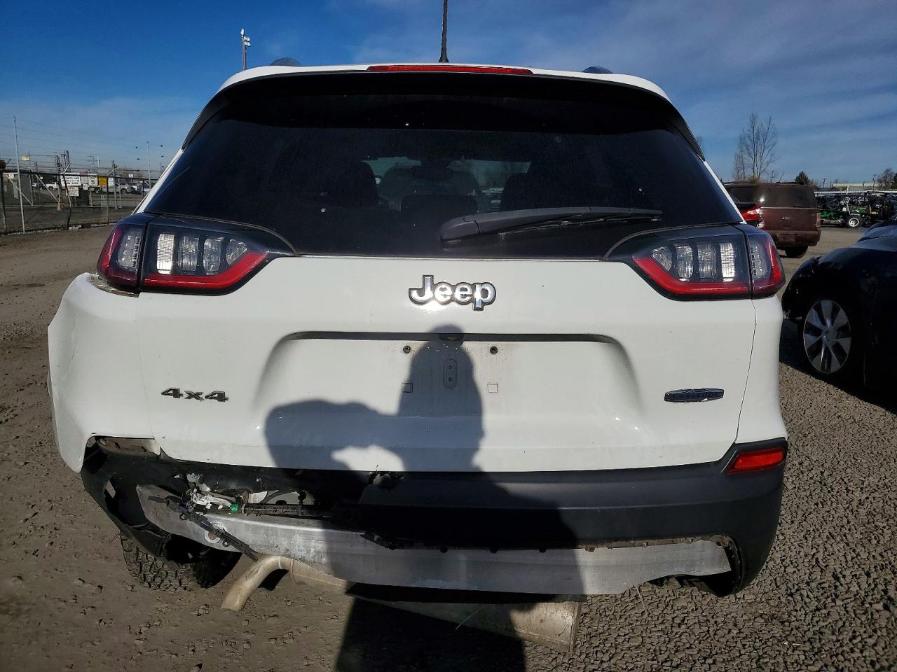 2021 JEEP CHEROKEE LATITUDE photo 6