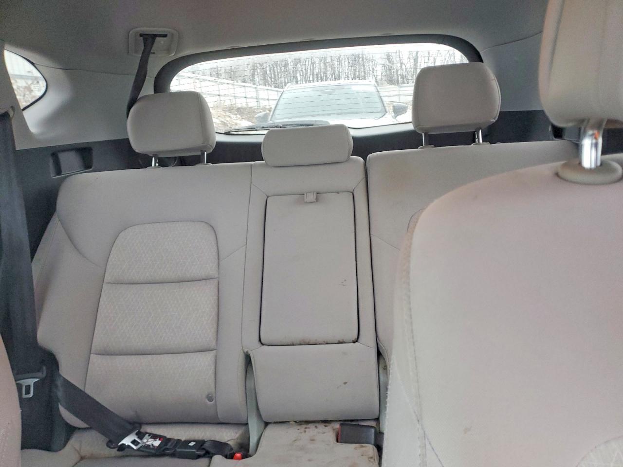 2018 HYUNDAI TUCSON SE photo 19