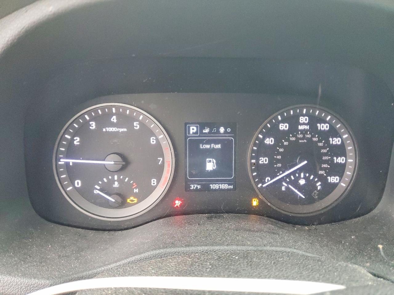 2018 HYUNDAI TUCSON SE photo 17