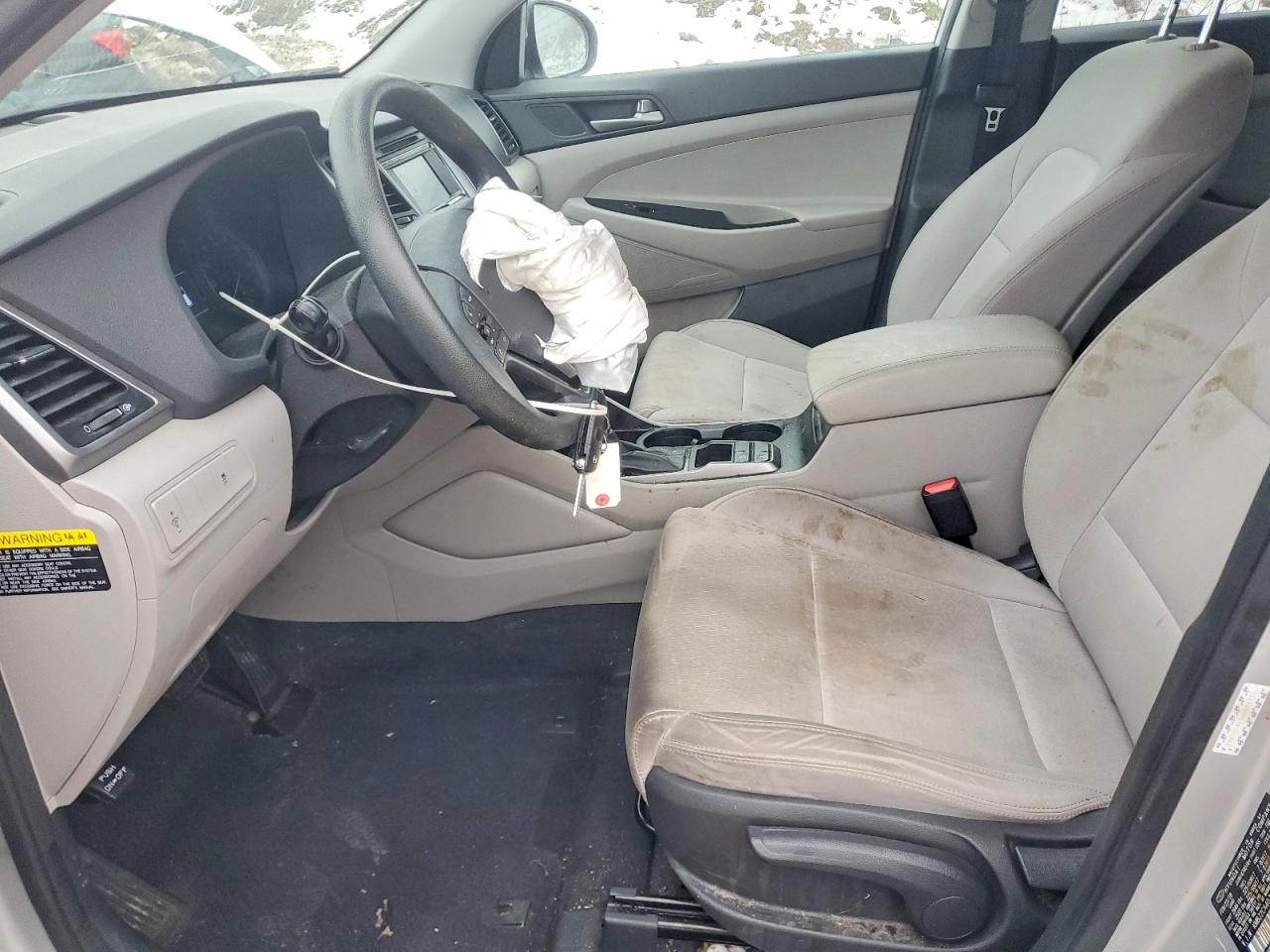 2018 HYUNDAI TUCSON SE photo 13