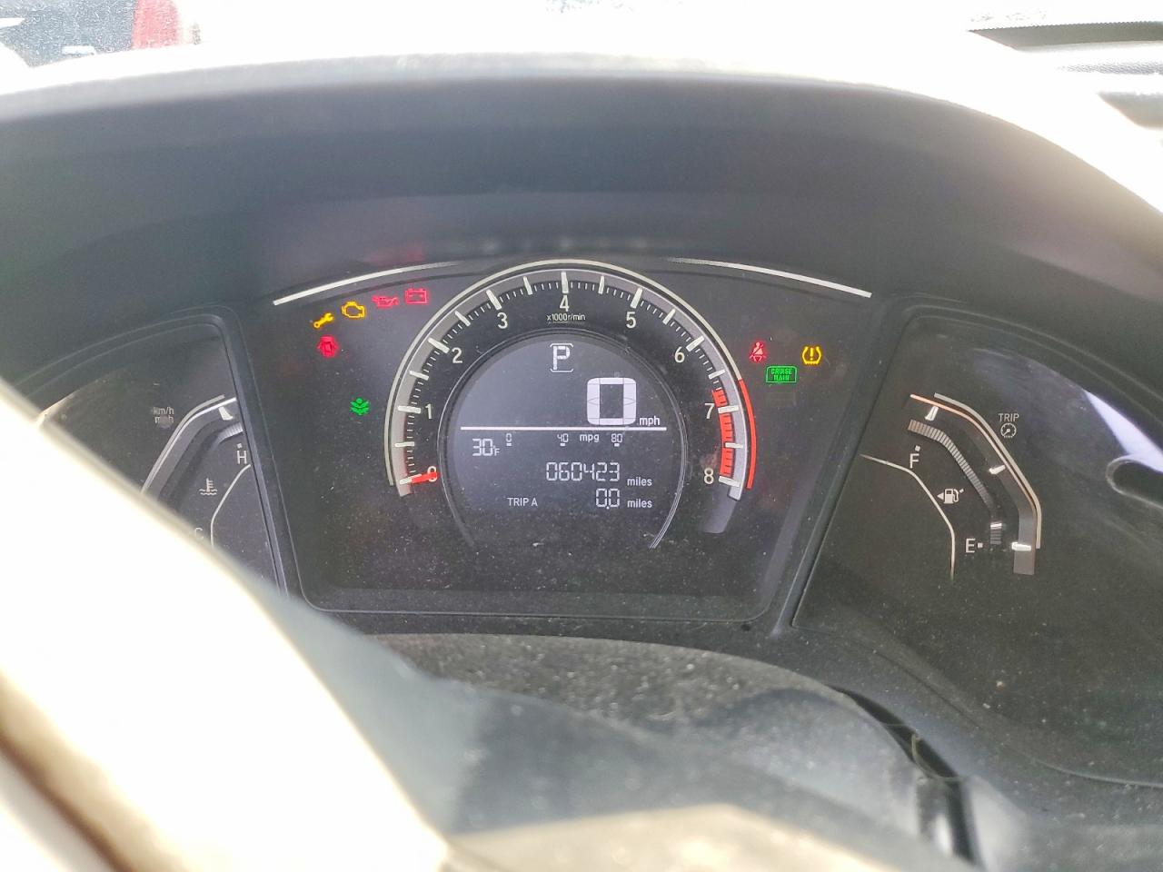 2016 HONDA CIVIC LX photo 9