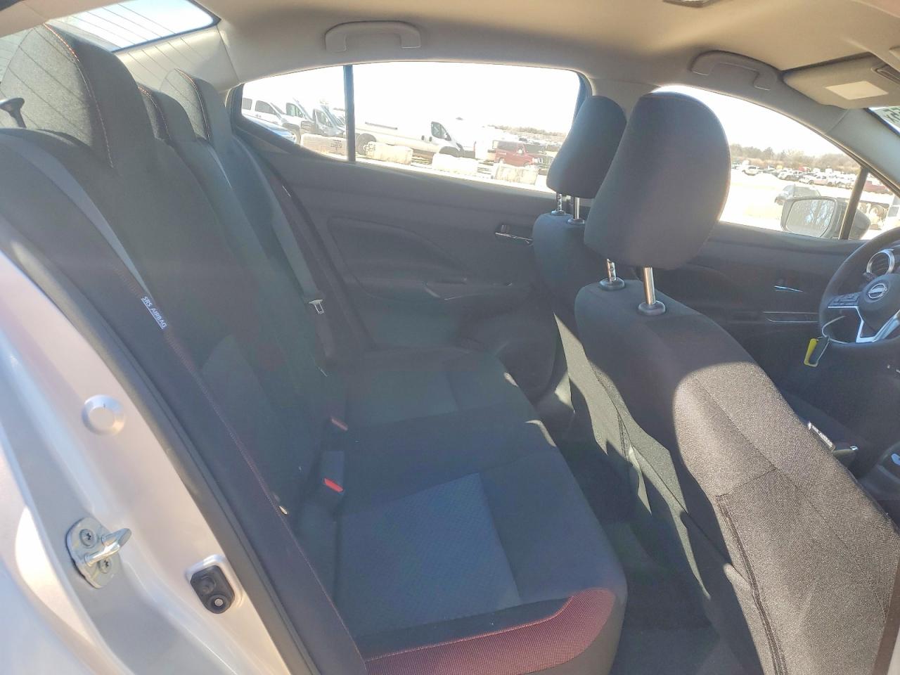 2025 NISSAN VERSA SR photo 10
