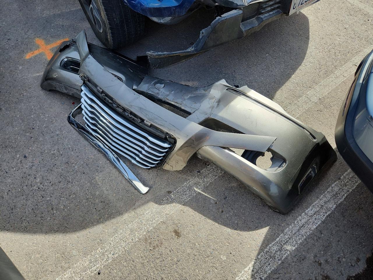 2014 CHRYSLER 300 photo 13