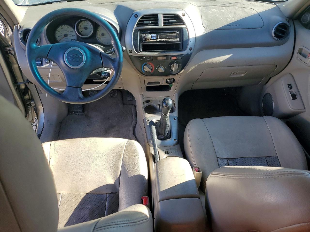 2002 TOYOTA RAV4 BASE photo 8