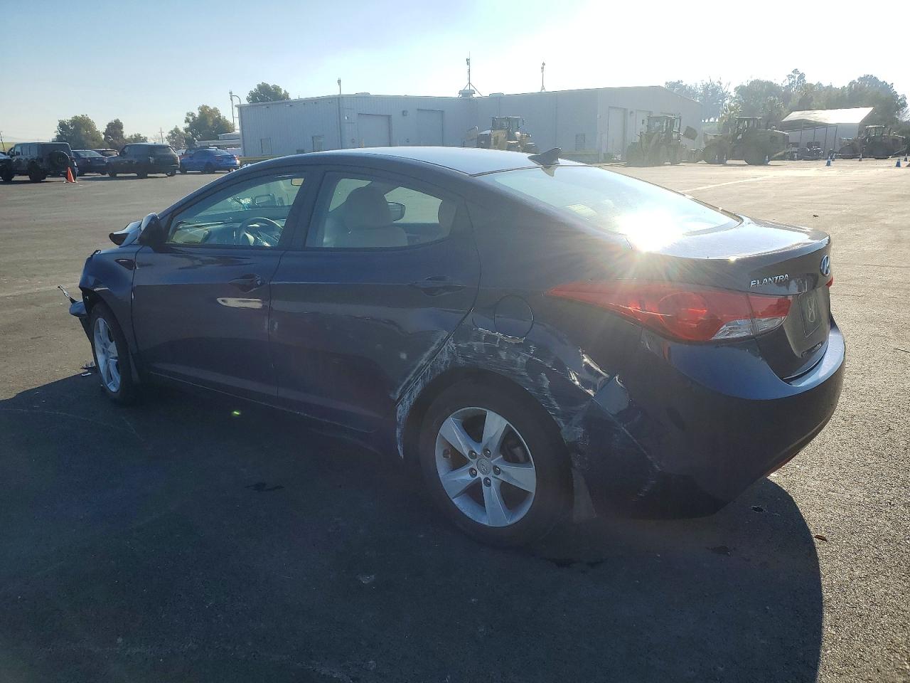 2013 HYUNDAI ELANTRA GLS photo 2