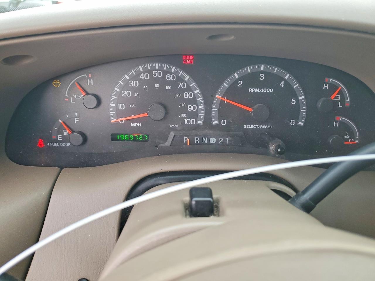 2000 FORD EXPEDITION XLT photo 25