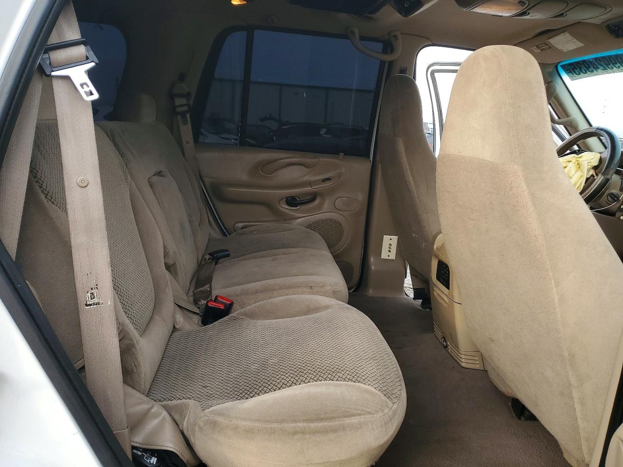 2000 FORD EXPEDITION XLT photo 31