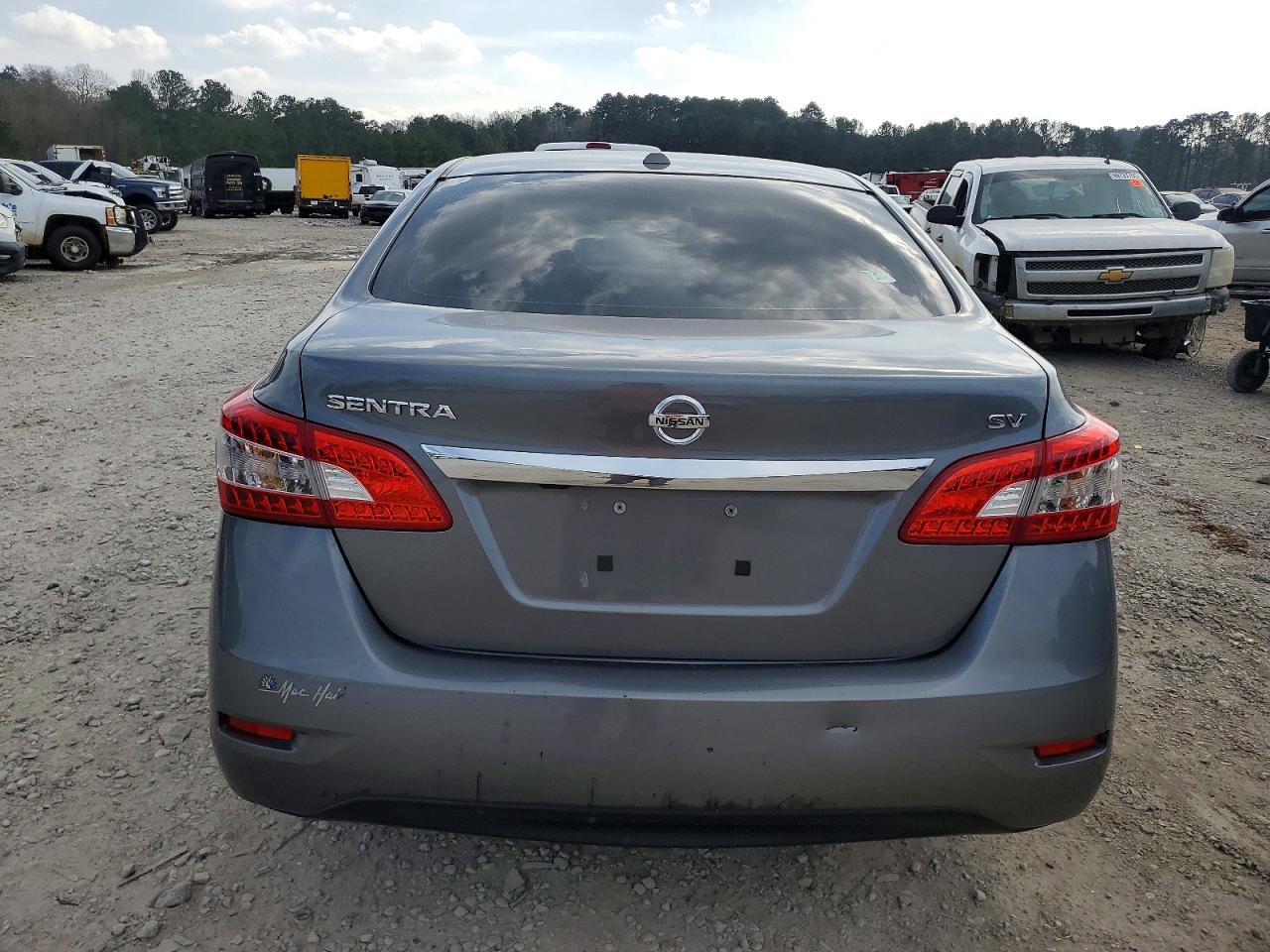 2015 NISSAN SENTRA S photo 6