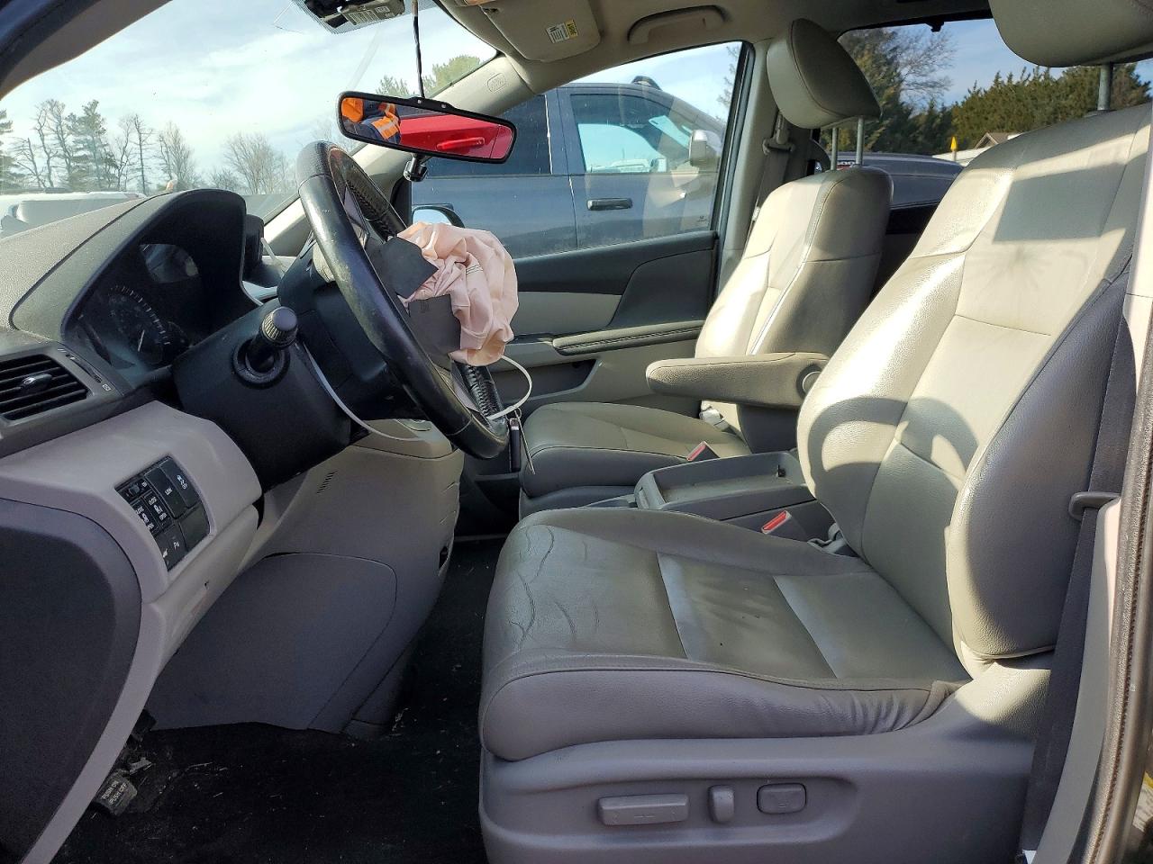 2016 HONDA ODYSSEY TOURING photo 7