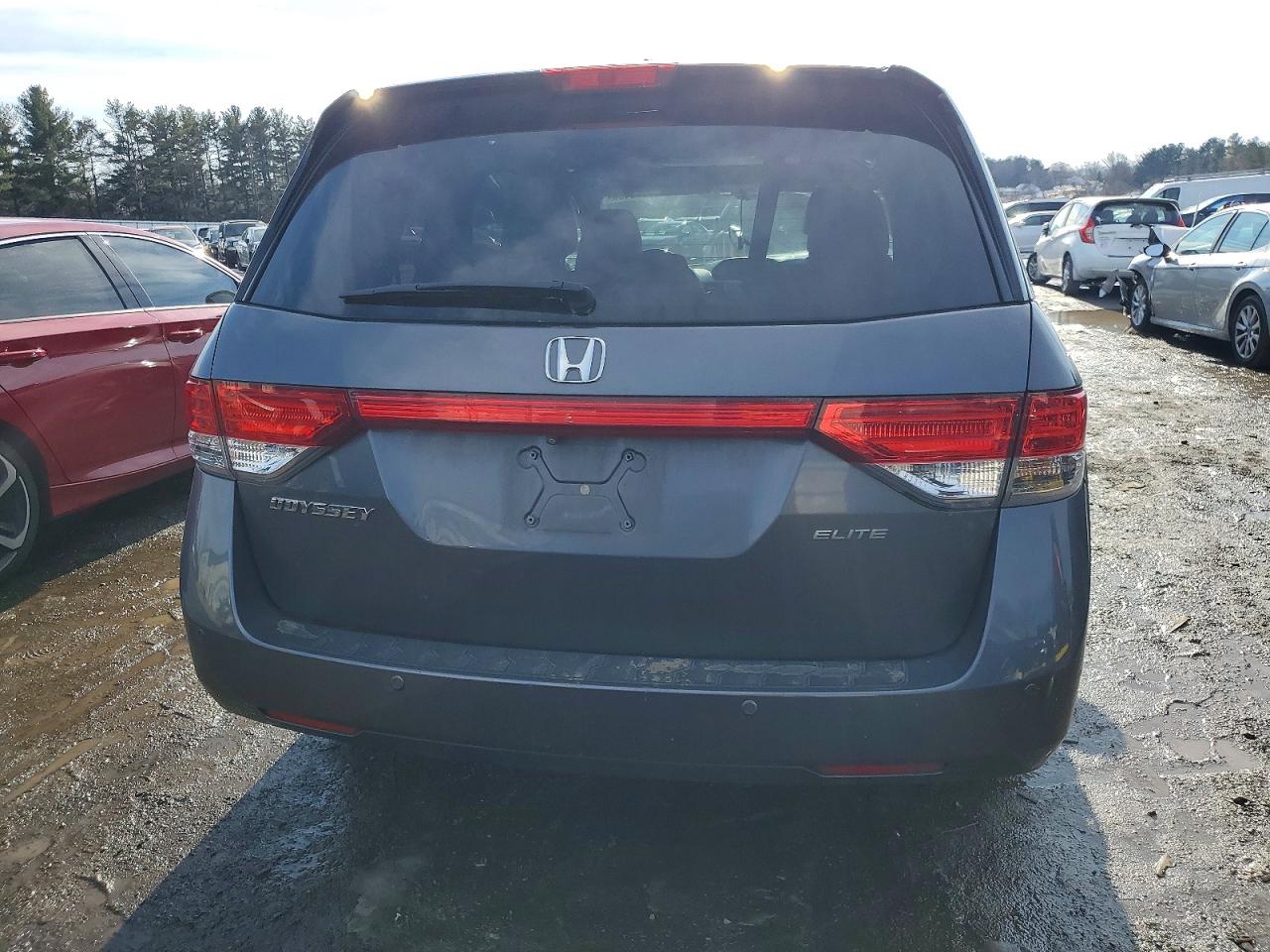 2016 HONDA ODYSSEY TOURING photo 6