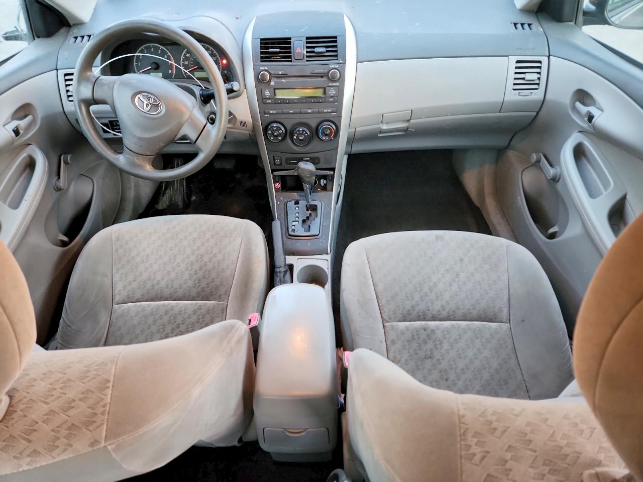 2010 TOYOTA COROLLA BASE photo 8