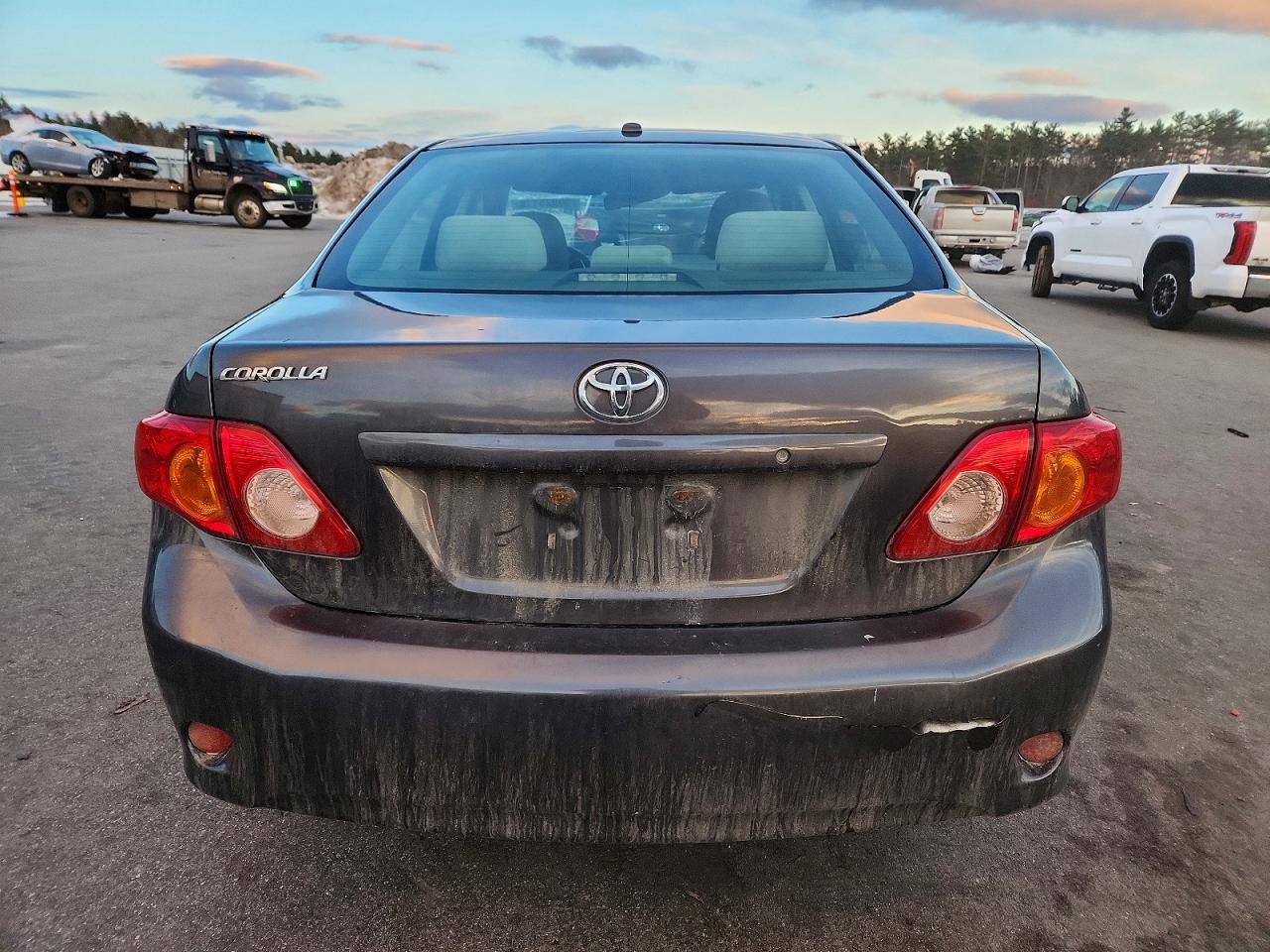 2010 TOYOTA COROLLA BASE photo 6
