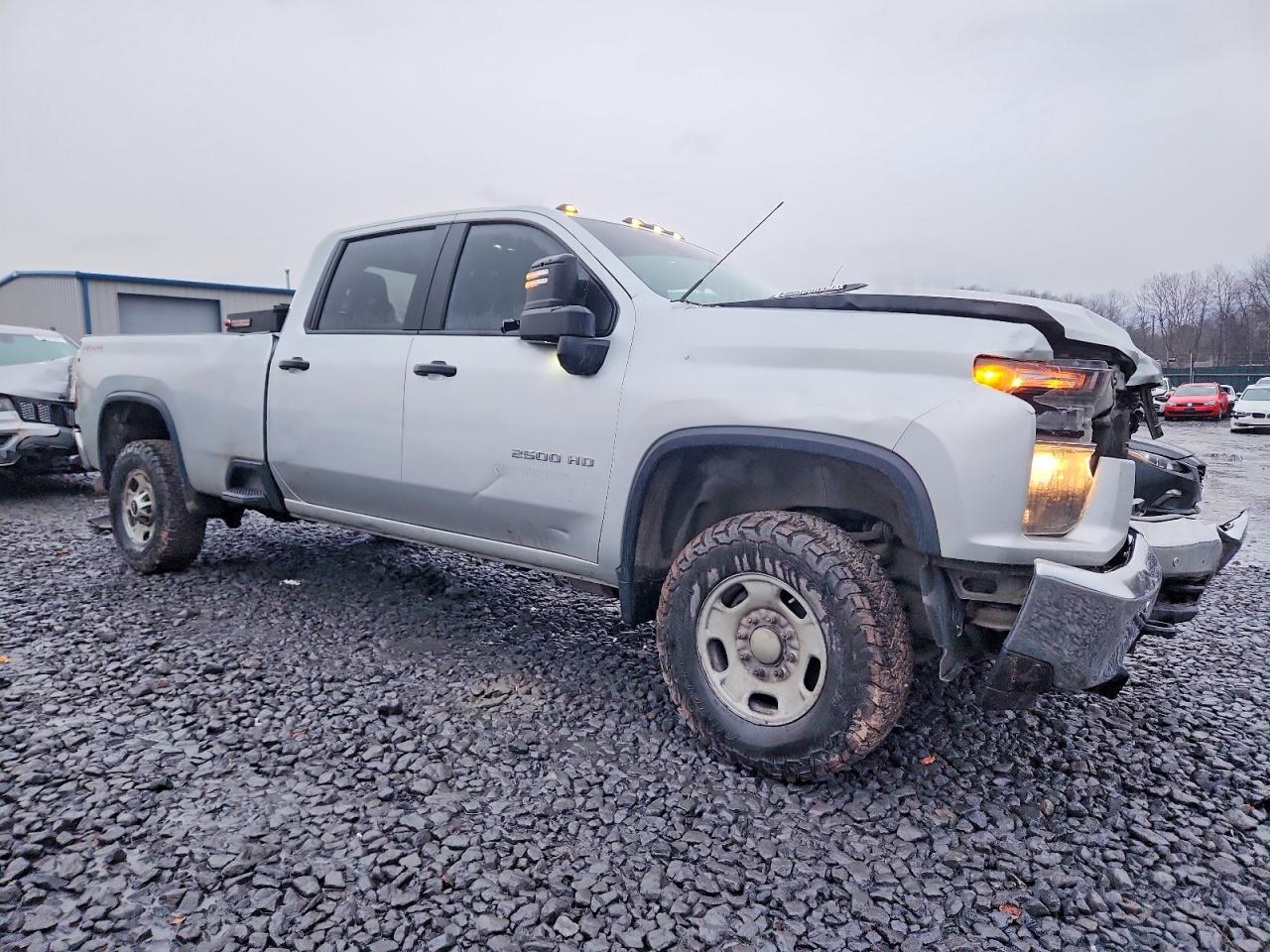 2023 CHEVROLET SILVERADO K2500 HEAVY DUTY photo 4