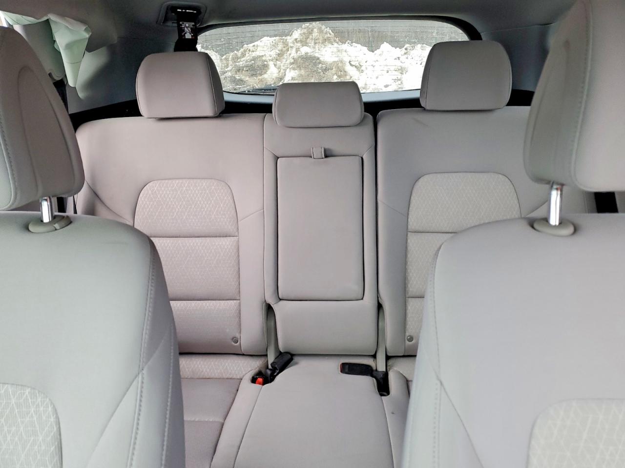 2017 HYUNDAI TUCSON ECO photo 10