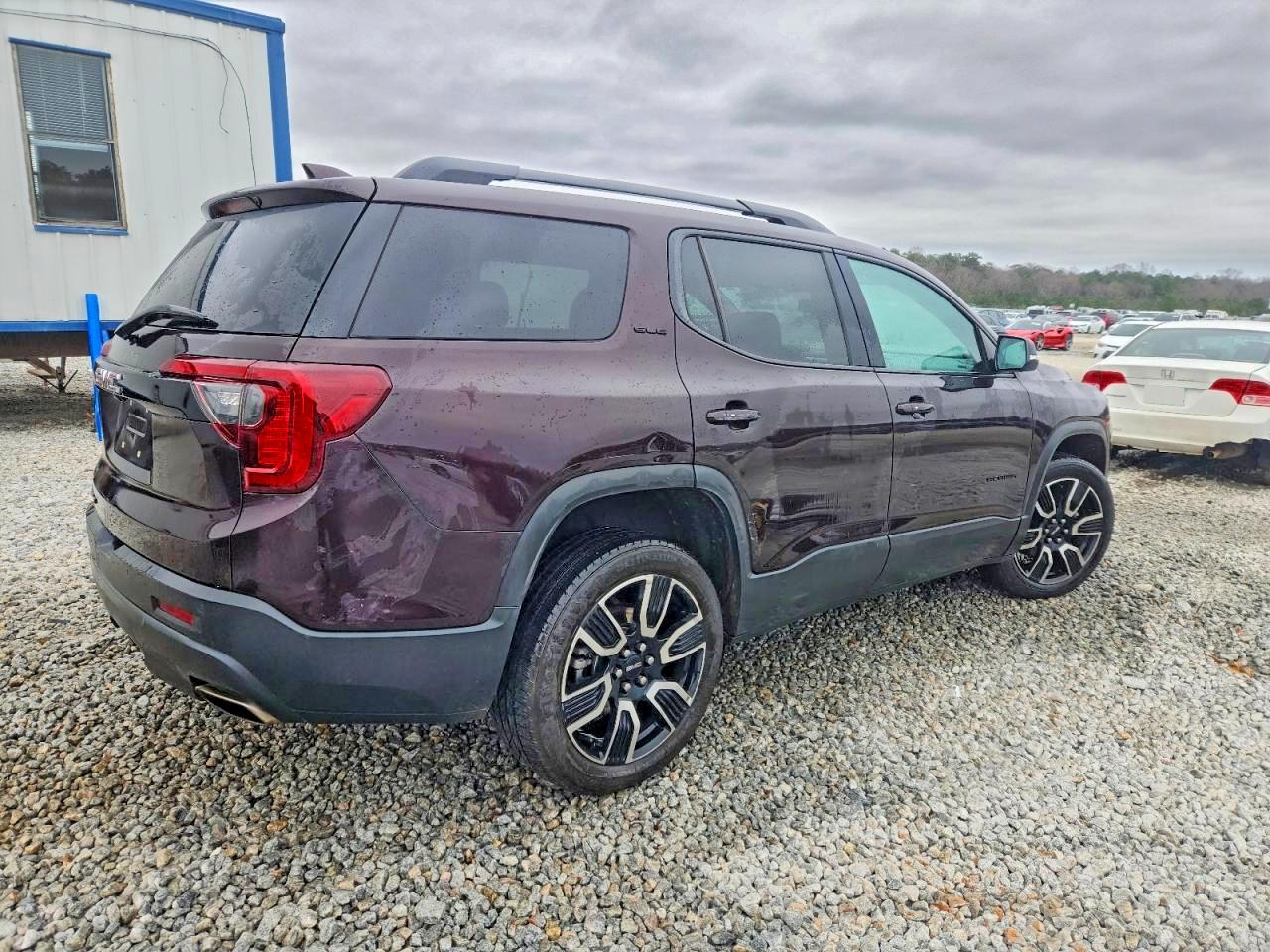 2021 GMC ACADIA SLE photo 3