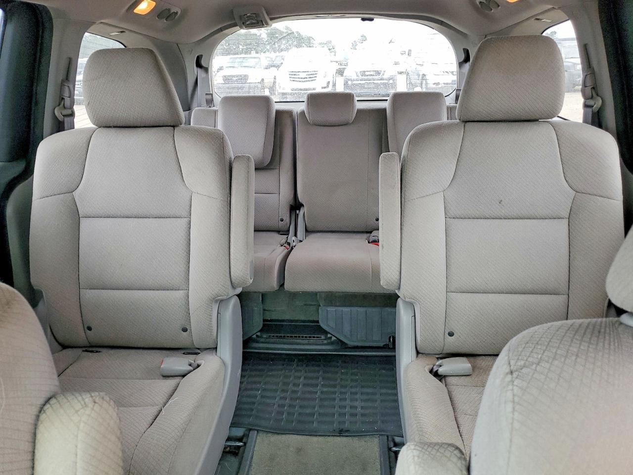 2016 HONDA ODYSSEY LX photo 10