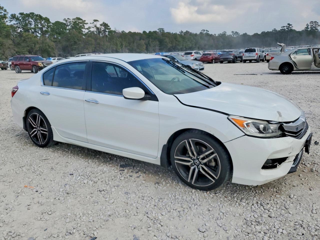 2016 HONDA ACCORD SPORT photo 4