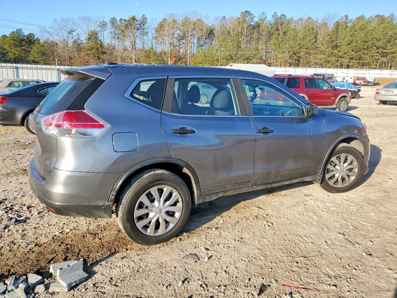 2016 NISSAN ROGUE S photo 3