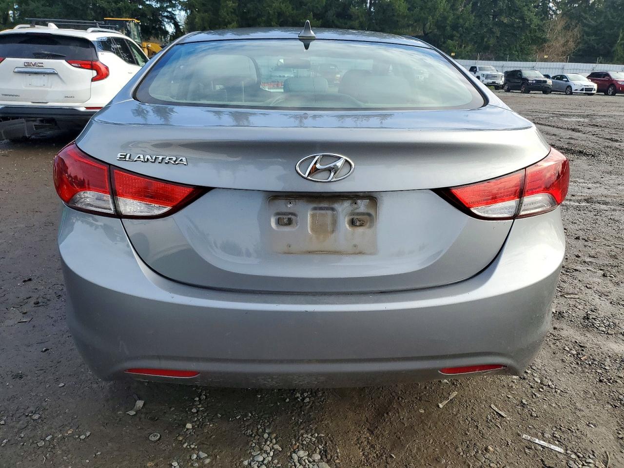 2013 HYUNDAI ELANTRA GLS photo 6