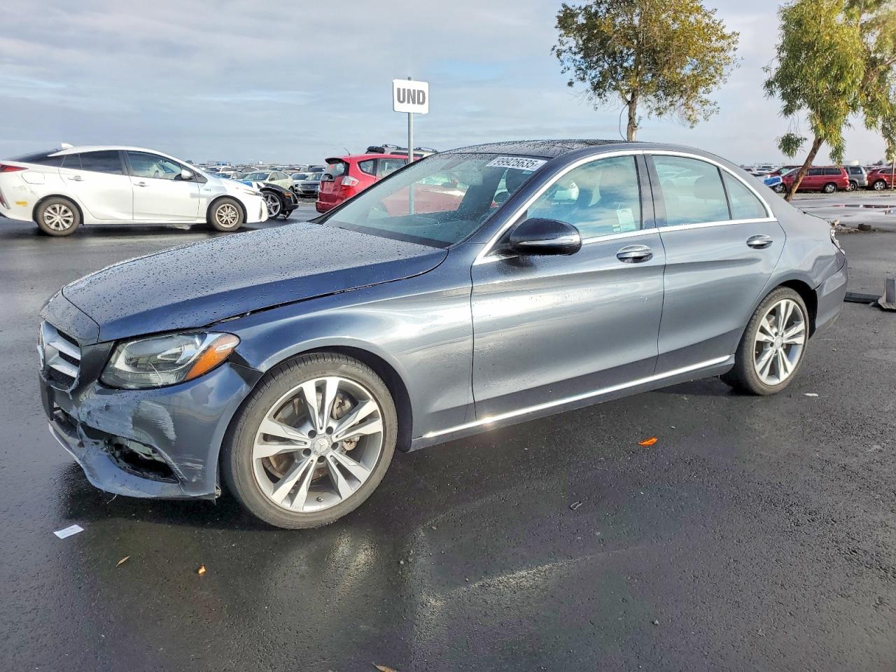 2015 MERCEDES-BENZ C