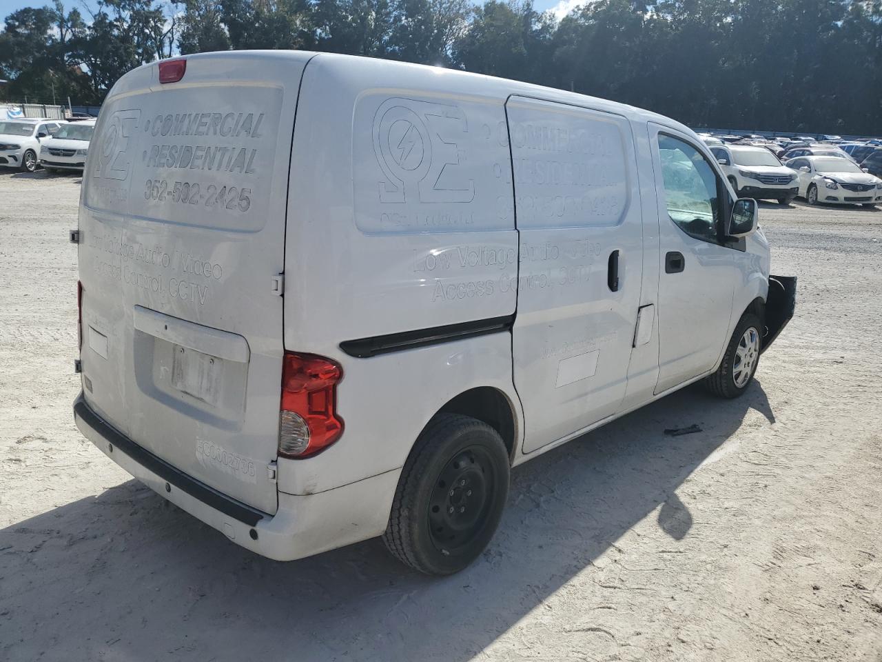 2021 NISSAN NV200 photo 3