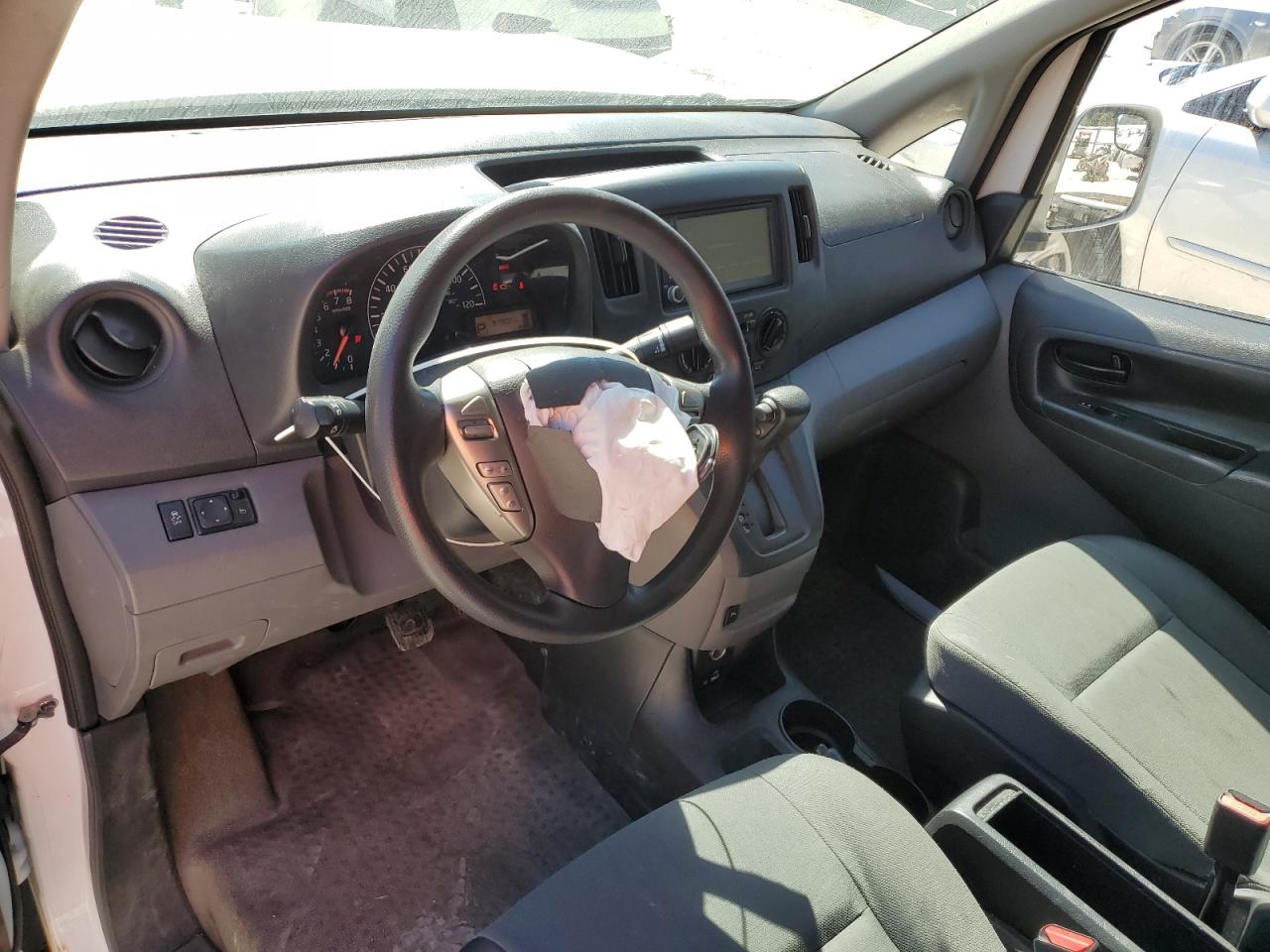 2021 NISSAN NV200 photo 8