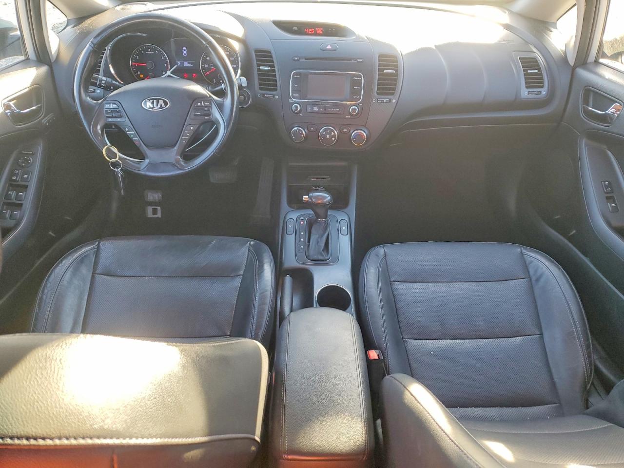 2015 KIA FORTE EX photo 8