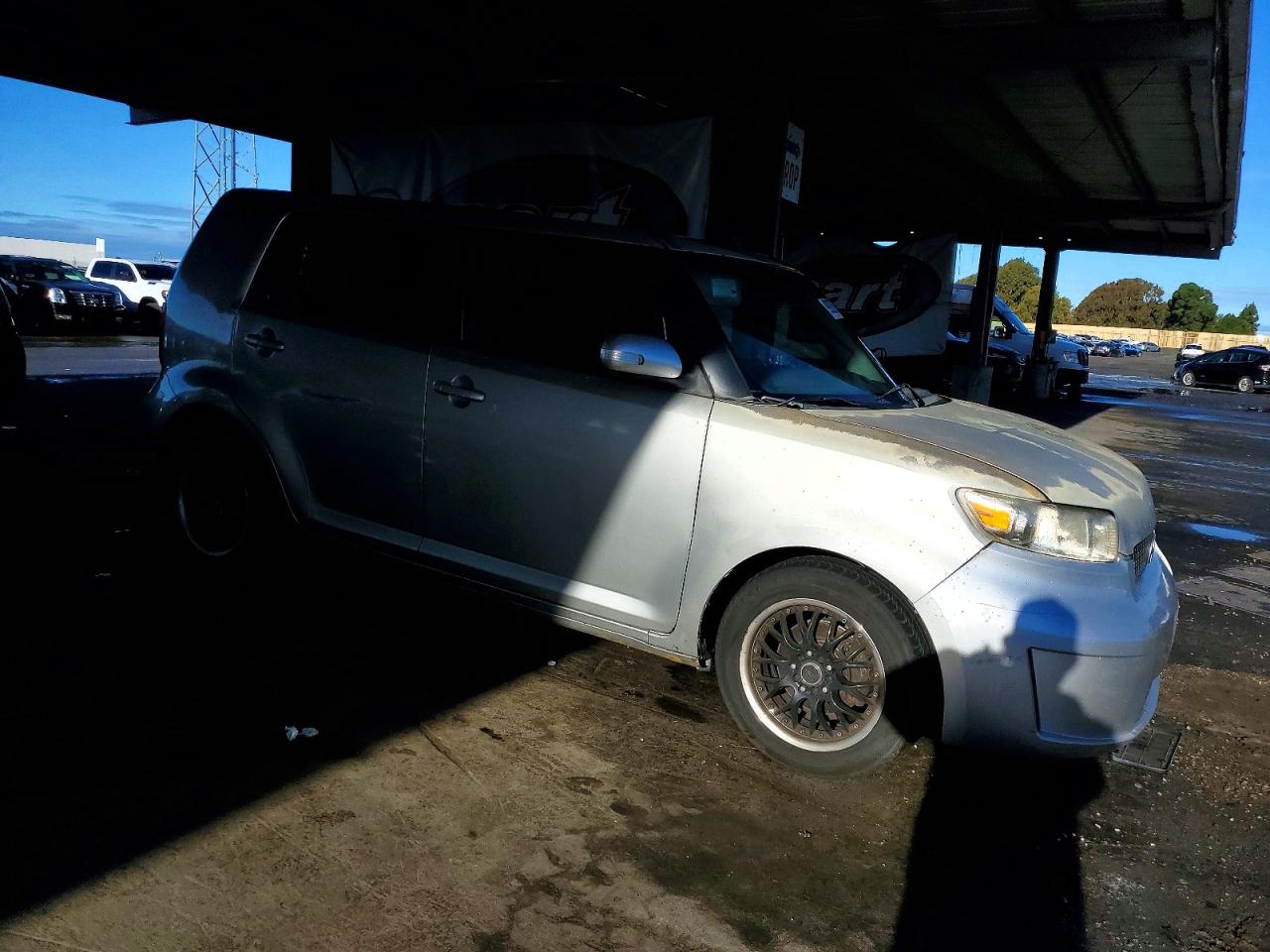 2009 TOYOTA SCION XB photo 4