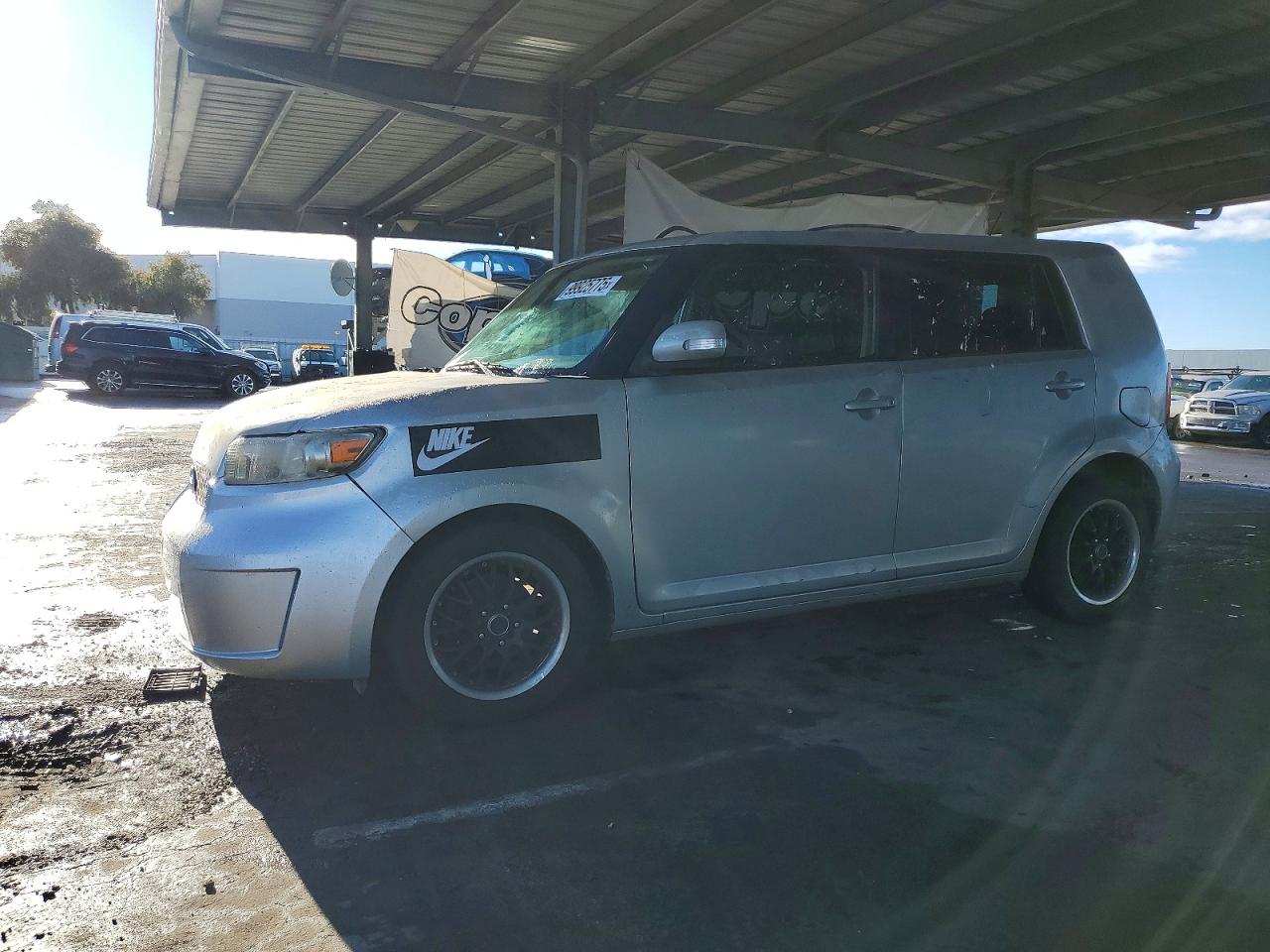 2009 TOYOTA SCION