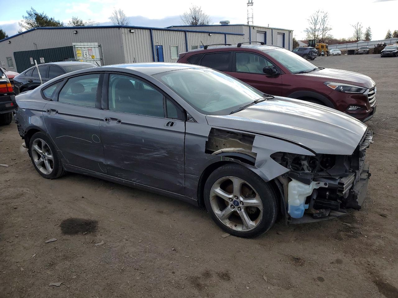 2013 FORD FUSION SE photo 4
