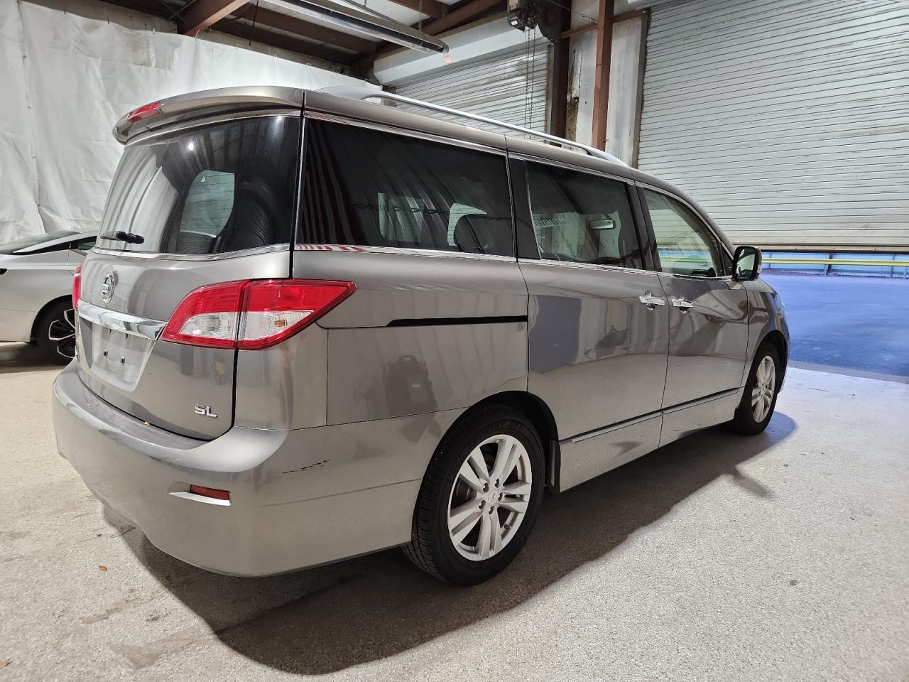 2014 NISSAN QUEST S photo 5